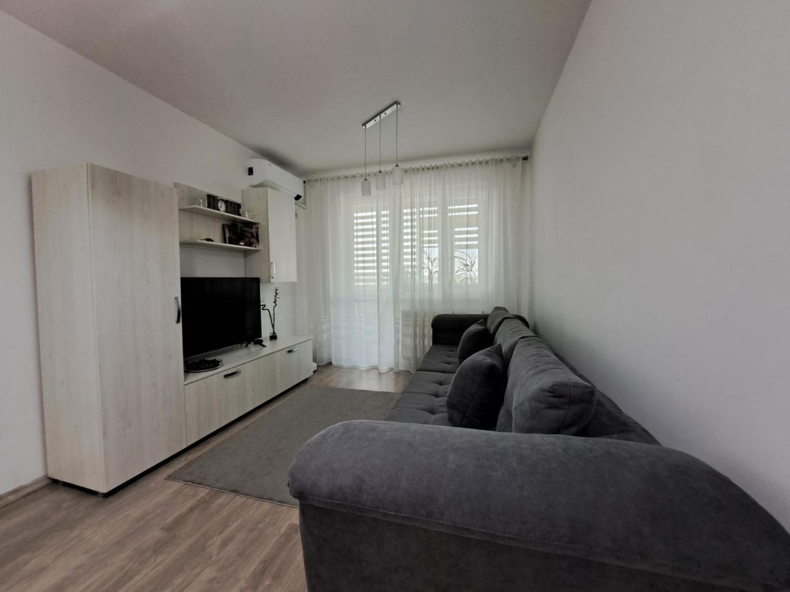Siena Cozy Retreat With Self Check In Apartment Popesti-Leordeni ภายนอก รูปภาพ